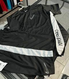 Conjunto Nk Pro Com Tala Lateral - Dry Fit - comprar online
