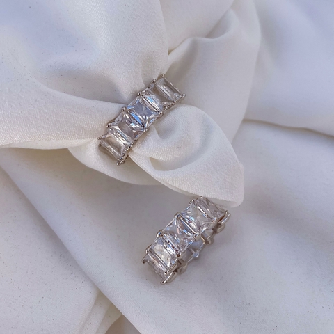 Anel Zirconia Retangular Aro Inteiro - comprar online