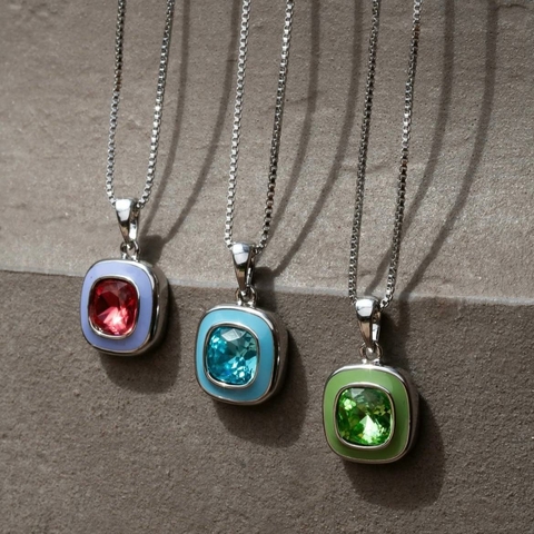 COLAR BLUE PINGENTE QUADRADO - comprar online