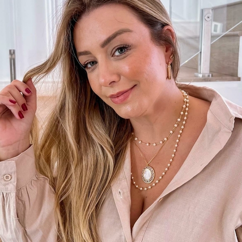 COLAR N. SRA MADRE PEROLA COM ZIRCONIAS E BORDA CRAVEJADA - comprar online