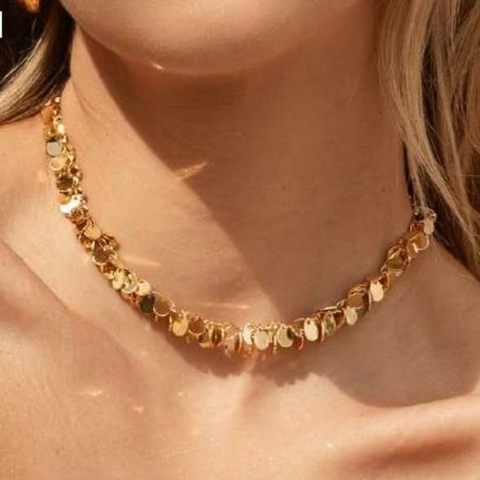 COLAR MULTI MEDALINHAS