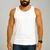 Camiseta regata branca masculina básica lisa, com modelo justo e sem estampas.
