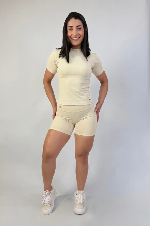 Short Essential Off White