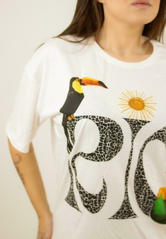 MAX FEMININA OVERSIZED RIO TUCANO - Lumiar Solar