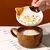 Caneca de café de gato de desenho animado japonês com tampa padrão de gato