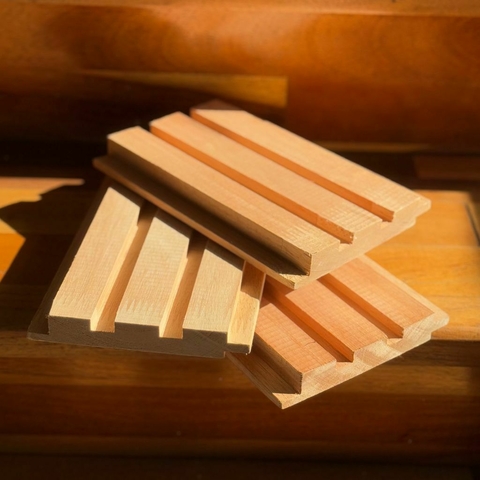 REVESTIMIENTO PARED RANURADO - EUCALIPTO