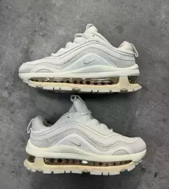 Imagen de Zapas tipo futuro 97 crema
