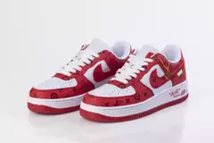 zapas tipo Air Force 1 en rojo con blanco en internet