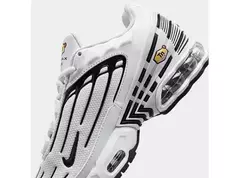 zapatillas tipo Air Max TN Plus en blanco y negro en internet