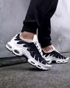 Zapas tipo TN one blanco y negro - rumrum_mdq