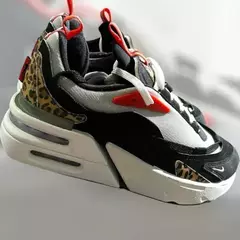 zapatillas tipo Furyosa con detalles print animal - rumrum_mdq