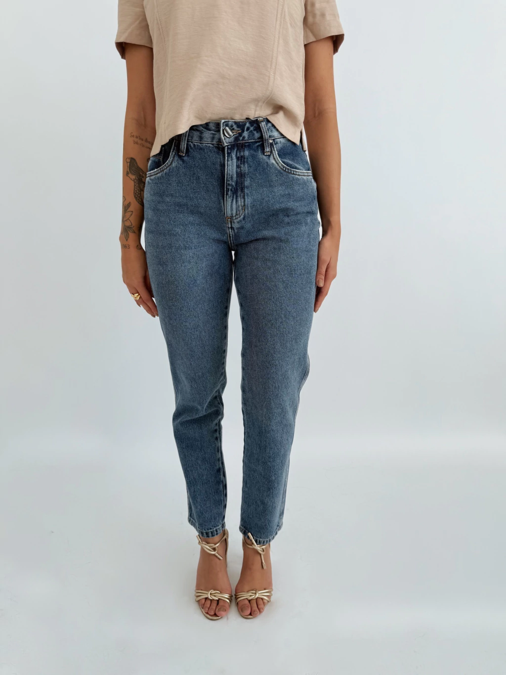 Calça Mom Denim Clássica