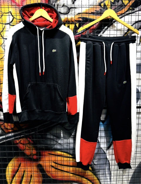 CONJUNTO DE FRIO/Lacoste