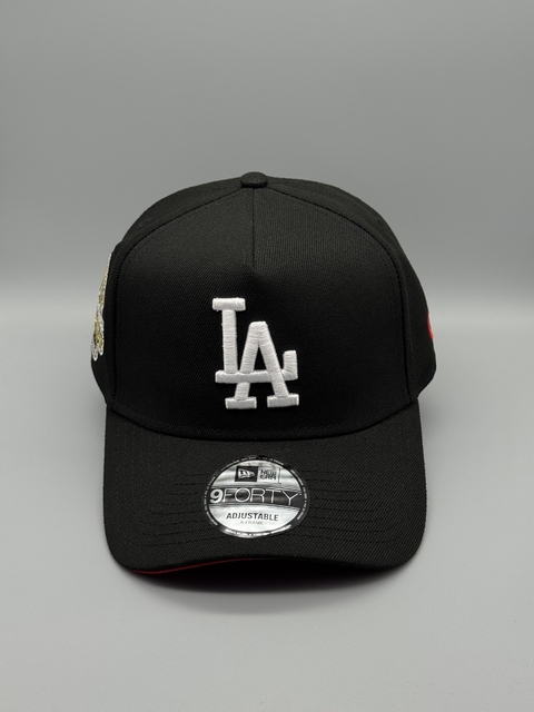 NEW ERA - LOS ANGELES DODGERS WORLD SERIES 2024 CHAMPIONS BLACK - comprar en línea