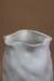 Vaso Escultural com Textura Orgânica - G - comprar online