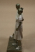 Imagem do Estátua Família ( Avós e Neta)
