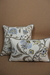 Almofada bordada - Floral azul e marrom - loja online