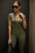 Macacão Fitnes verde militar na internet