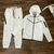 Conjunto Nike Tech Fleece - Branco com preto - comprar online