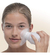 Cepillo De Limpieza Facial Revlon Exfolia Y Maquillaje Cara Color Blanco - comprar en línea