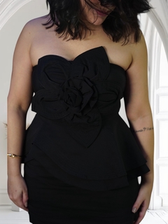 Conjunto Flor 3D Preto na internet