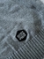 Sweater gris Urban District (Usado) en internet