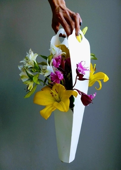 ESTUCHE DOBLE PARA FLORES 50X10CM- DISEÑO FLOR JAZMIN - comprar online