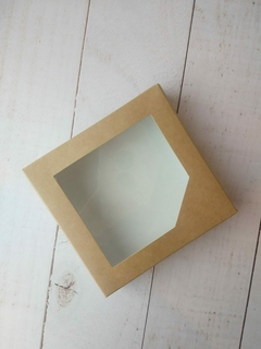 CAJA KRAFT 15×14,5×3,5CM CON VISOR- BOMBONERA -2004 - comprar online
