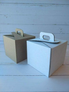 CAJA MINI TORTA 11.5X11.5X11CM- MICROCORRUGADO BLANCO- 5046 - comprar online