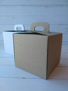 CAJA MINI TORTA 11.5X11.5X11CM- MICROCORRUGADO MARRÓN- 5015 - comprar online