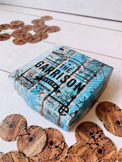 CAJA COOKIE 10.5X10.5X3CM DISEÑO THE GARRISON- 9013 - comprar online