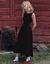 Vestido feminino elegante sem mangas na internet