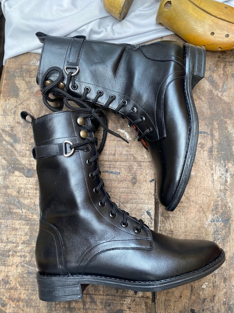 Banner de la categoría Botines en Cuero