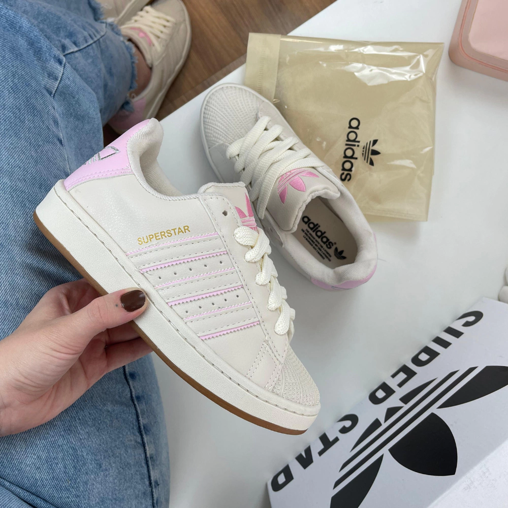 Tênis Adidas Superstar