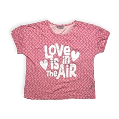 Remera Love Is In The Air