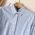 Elegância Despojada à Francesa: Camisa Listrada de Linho Puro Azul Confortável - comprar online