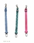 Cintos de segurança para pets em três cores diferentes: azul com padrão geométrico, verde com desenho de baleias e rosa sólido