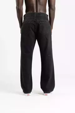 JEANS MOM BLACK en internet