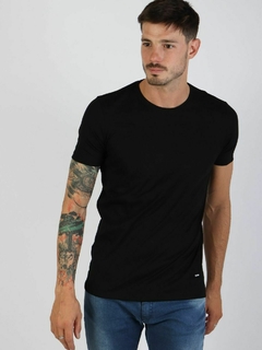 REMERA BASIC SLIM FIT - comprar online