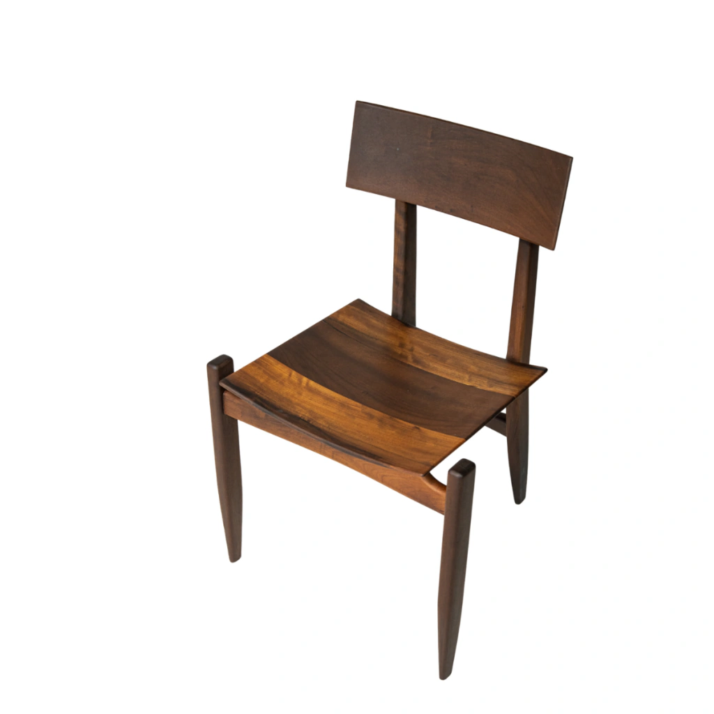 Cadeira Agogô – Design Autoral em Madeira Maciça