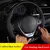 Capa de volante diy, carbono macio + trança de couro de fibra no volante do carro. PEGADA NOVA E VISÃO RENOVADA na internet