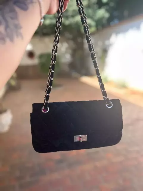 Bolsa Le Lis Blanc Deux – Veludo Preto Transversal