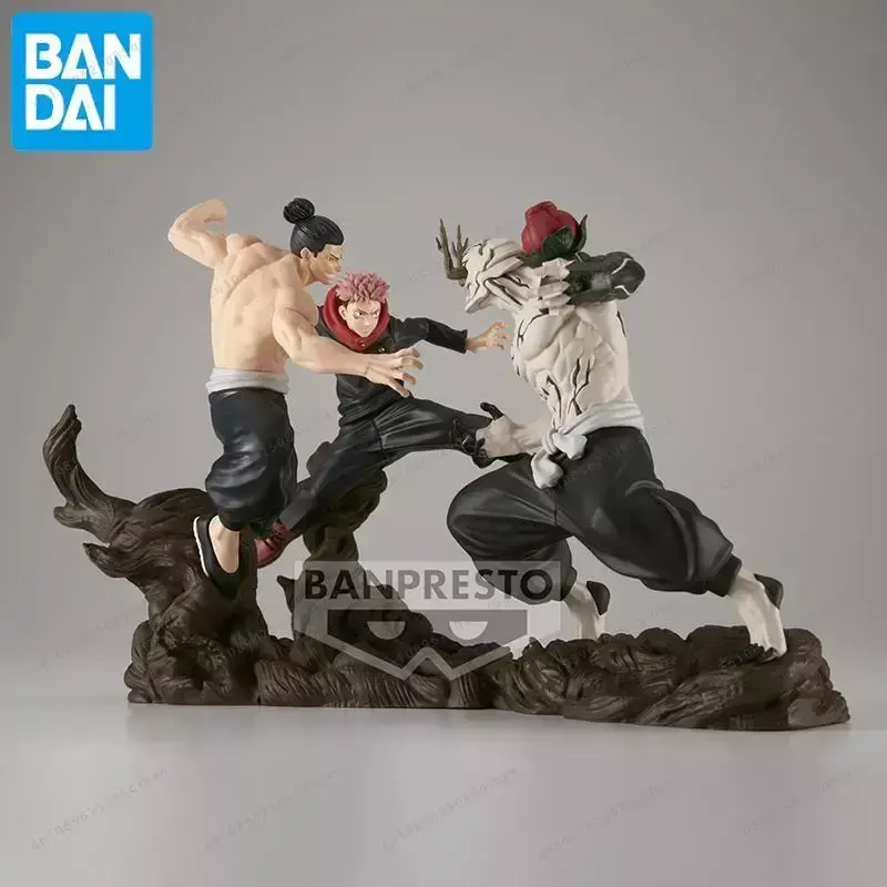 Diorama da Banpresto com Yuji Itadori em combate contra Choso e um espírito amaldiçoado