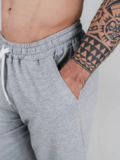 Imagem do Bermuda masculina com bolso lateral Short Moletom Lisa Barata Promoção