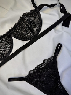 Conjunto Fiore na internet