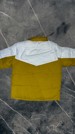 Campera Nike Mostaza Reversible - IZAR
