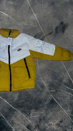 Campera Nike Mostaza Reversible - tienda online