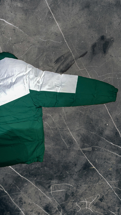 Campera Nike Verde Reversible - IZAR