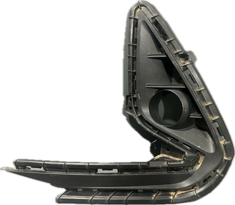 HB20 Moldura Milha Le 20/21 C/Furo