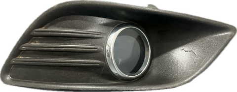 Focus Moldura Milha Ld 09/13 C/Furo